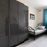 Letcom Apartment