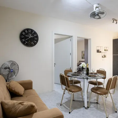 Letcom Apartment *